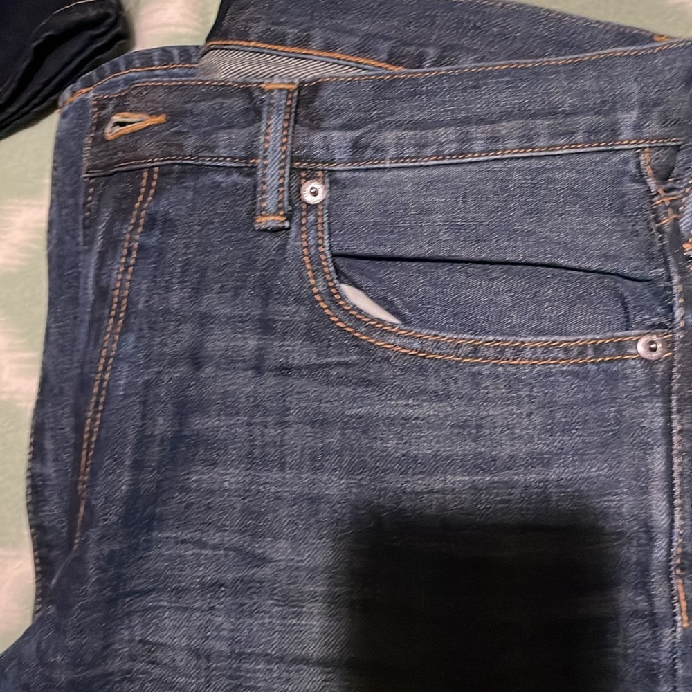 Gap Straight Fit 34x32 New without tag